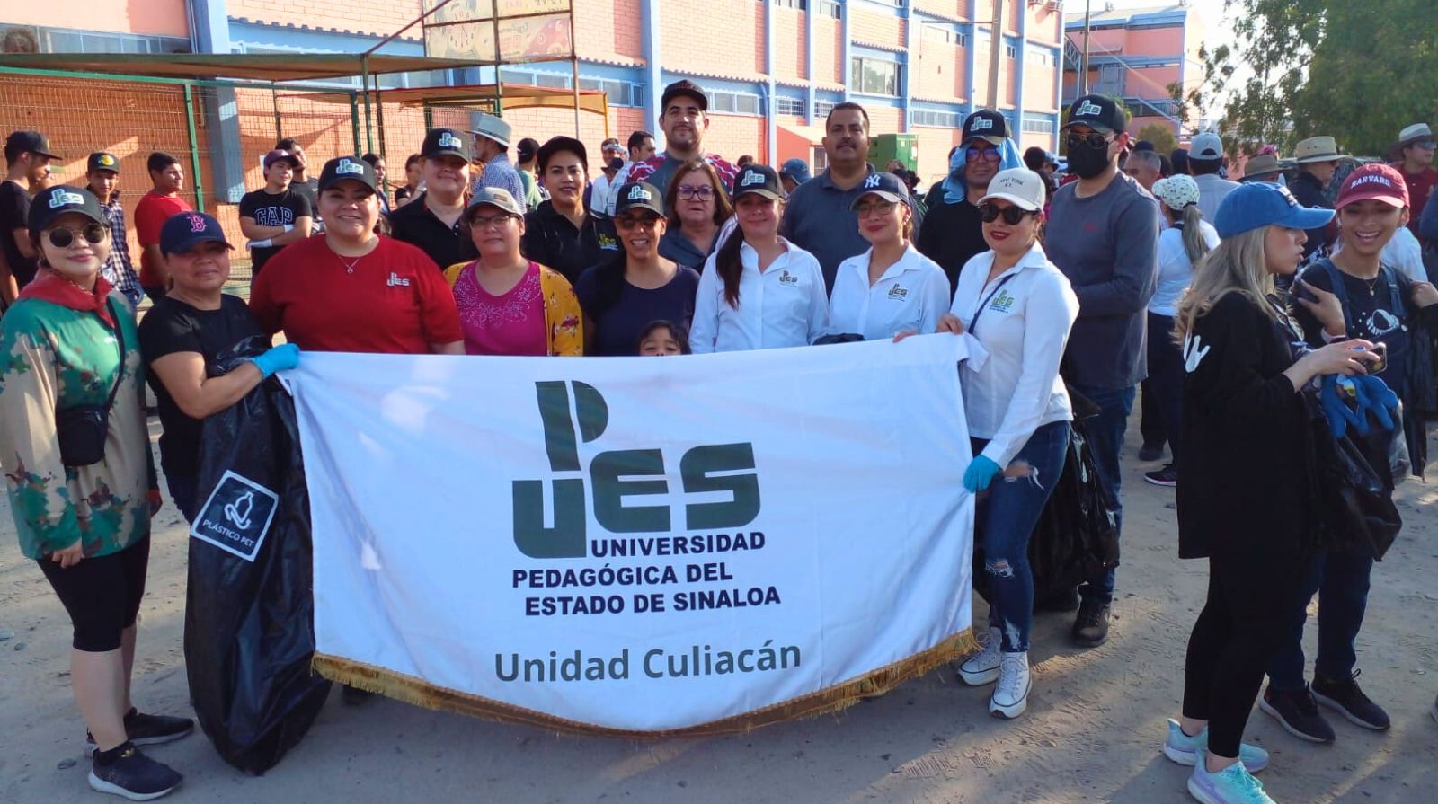SE SUMA LA UPES A LA LIMPIEZA DE LA RIBERA DEL TAMAZULA